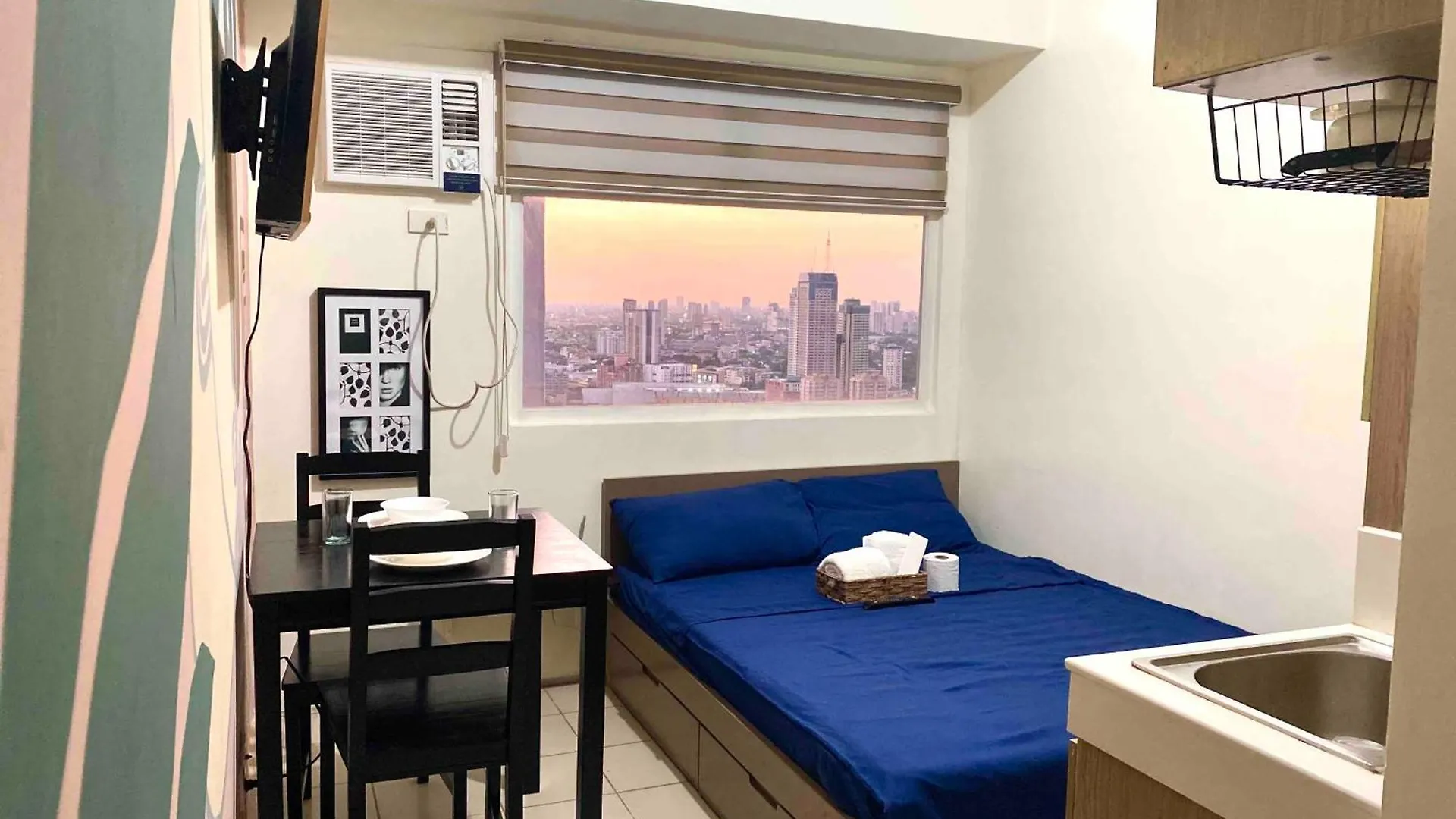 Studio In The Metro I Near Mrt I Wifi contacts