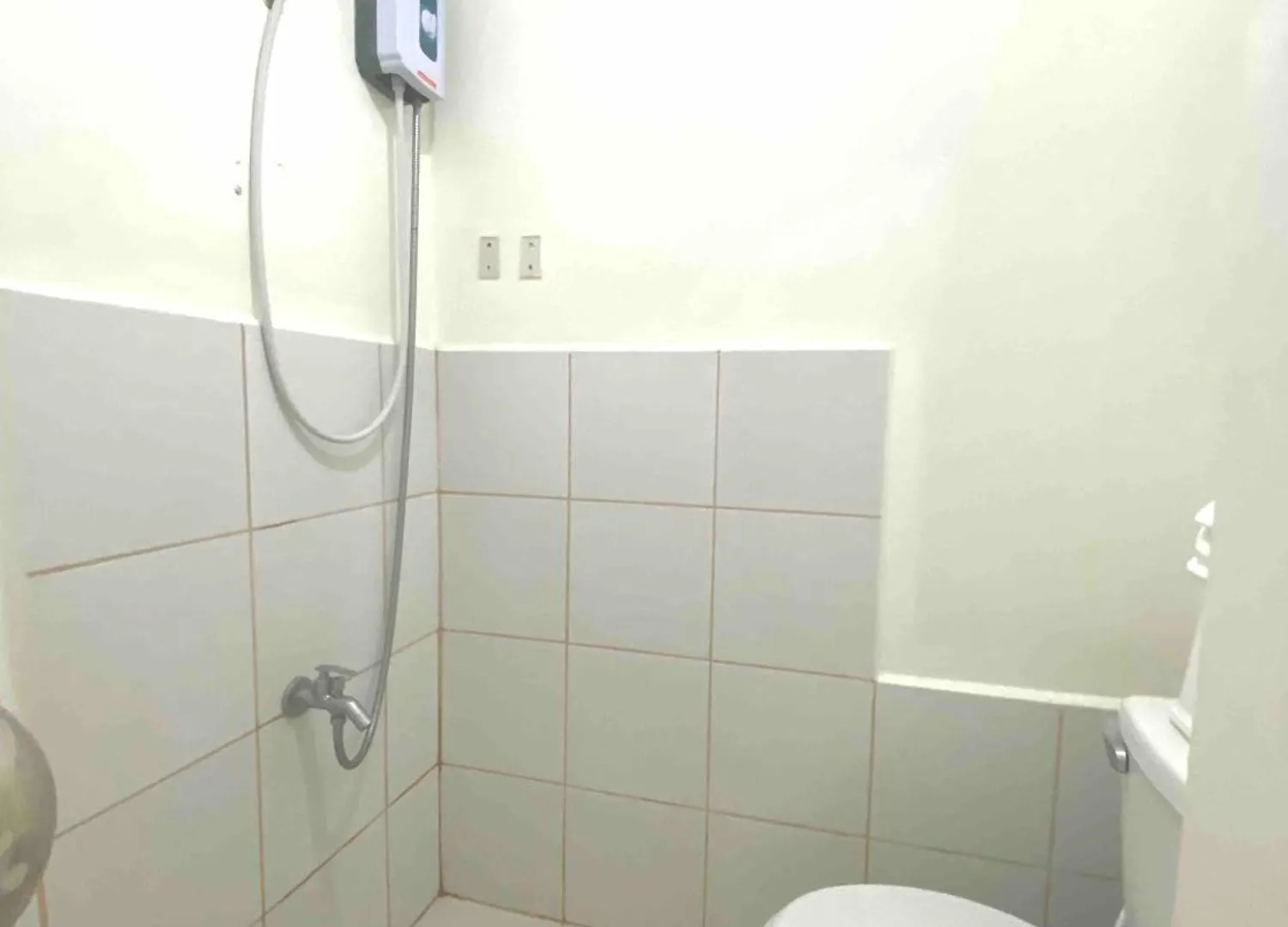 Hostel Studio In The Metro I Near Mrt I Wifi Manila Philippines