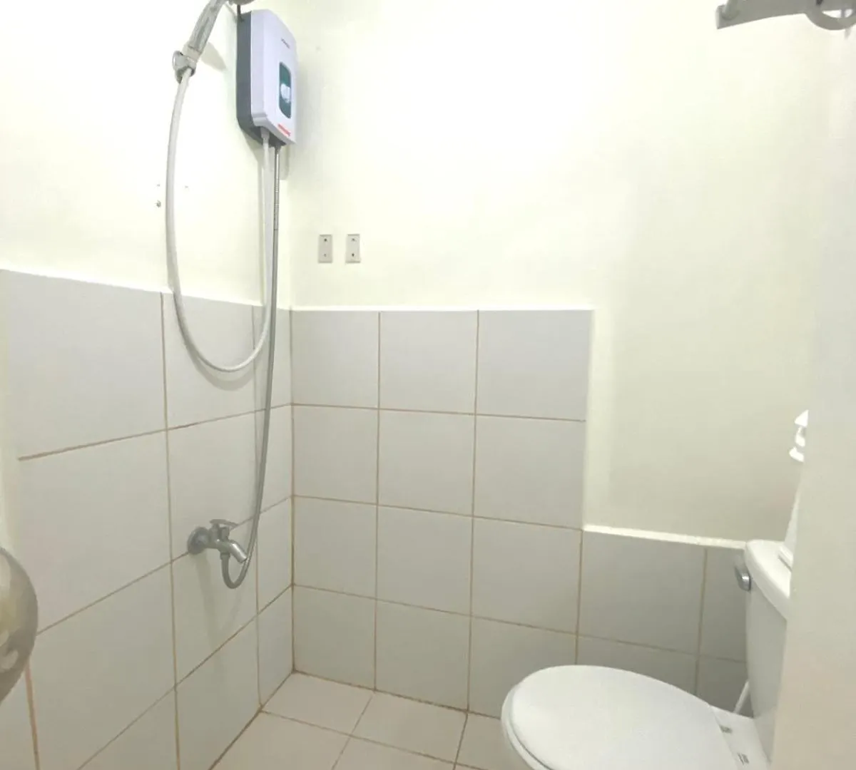 Studio In The Metro I Near Mrt I Wifi Manila Hostel